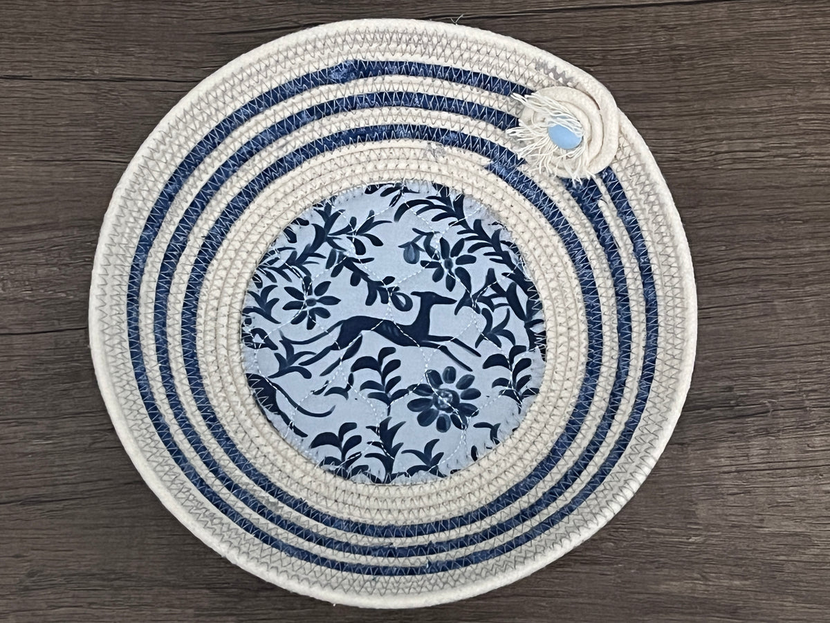 Blue Willow Hound Fabric Rope Bowl / Basket