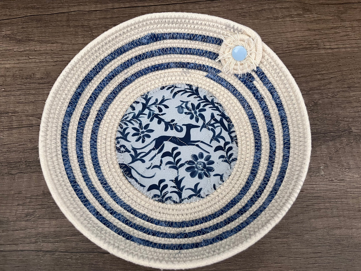Blue Willow Hound Fabric Rope Bowl / Basket