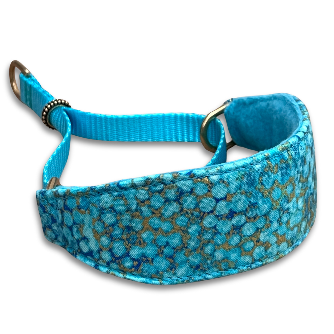 Bubble Shimmer Turquoise Walking Hound Collar  8-11"