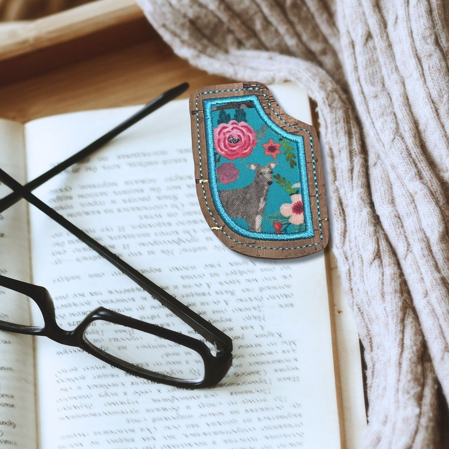 Corner Bookmark - Hound and Roses Turquoise Brindle Hound