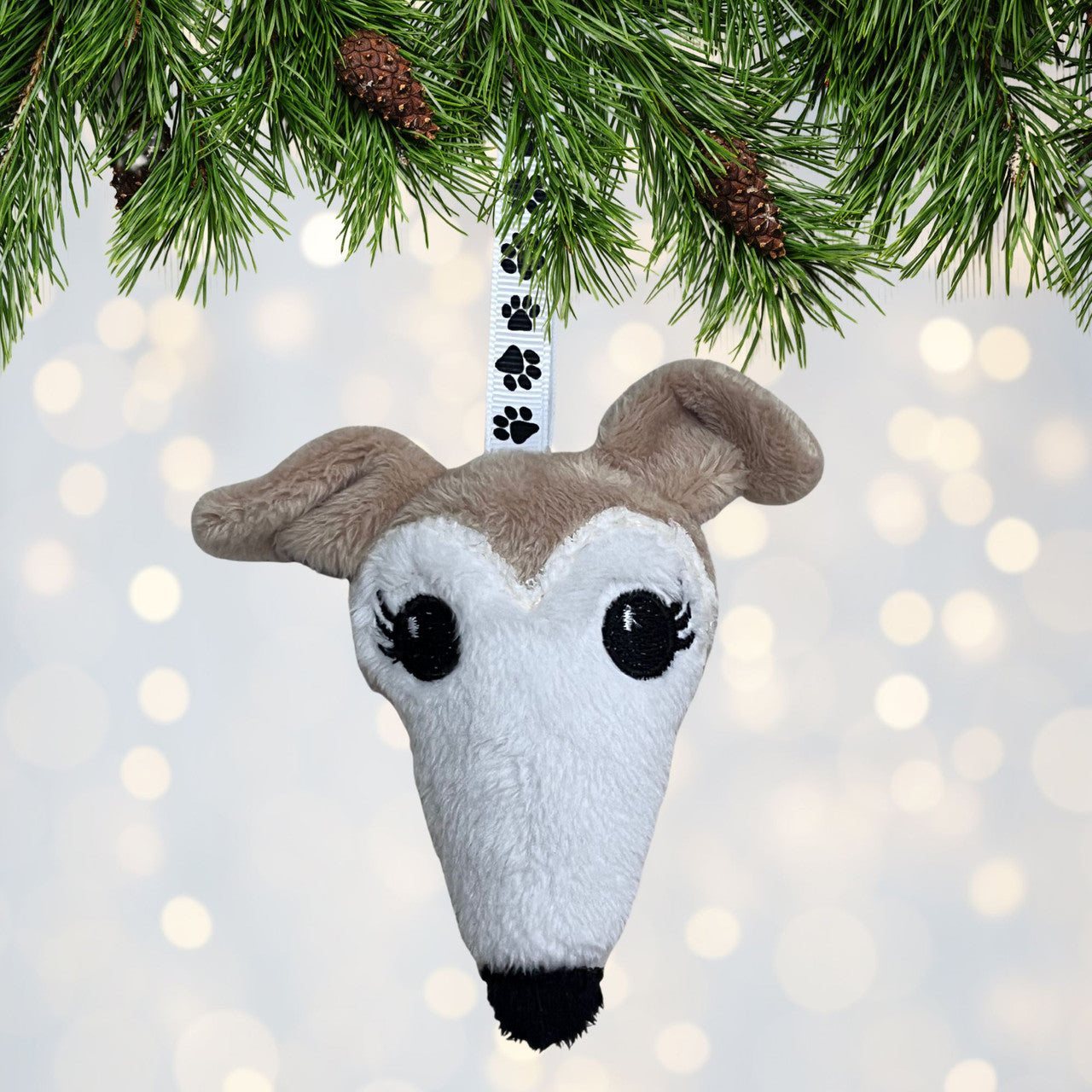 Houndie Head Ornament Tan with Mask and Eyelashes