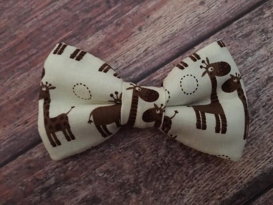 Giraffe Crossing Cream BowTie