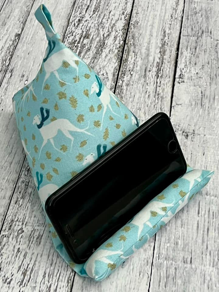 Blustery Day Hounds Cell Phone Pillow Stand