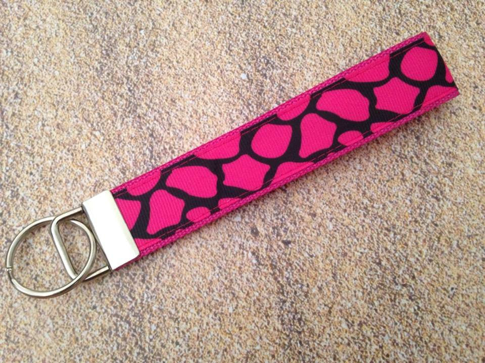 Key Leash - Giraffe Hot Pink/Black 10"